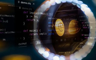 诸暨 api php源码,下载的php源码怎么运行呢？